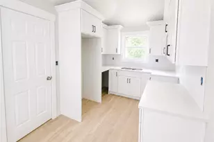 2453 Ivydale Dr SW, Atlanta, GA 30311 - Photo 3