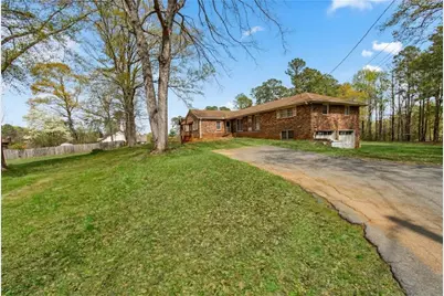 3191 Ernest W Barrett Parkway NW, Marietta, GA 30064 - Photo 3