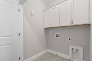 6654 Sterling Dr, Atlanta, GA 30328 - Photo 29