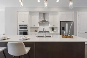 6654 Sterling Dr, Atlanta, GA 30328 - Photo 9