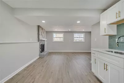 3394 Dearwood Drive SW, Lilburn, GA 30047 - Photo 31