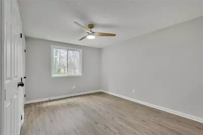 3394 Dearwood Drive SW, Lilburn, GA 30047 - Photo 19