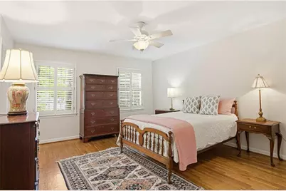 5465 Trowbridge Drive, Dunwoody, GA 30338 - Photo 19