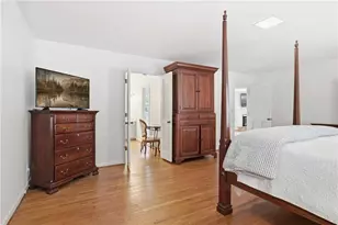 5465 Trowbridge Dr, Dunwoody, GA 30338 - Photo 13