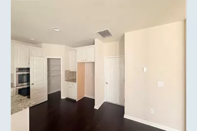 1013 Autumn Drive, Loganville, GA 30052 - Photo 9