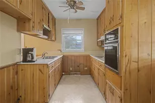 263 E Girard Ave E, Cedartown, GA 30125 - Photo 13