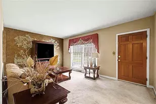 263 E Girard Ave E, Cedartown, GA 30125 - Photo 7