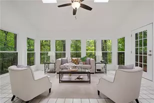 8705 River Bluff Ln, Roswell, GA 30076 - Photo 19