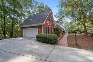 8705 River Bluff Ln, Roswell, GA 30076 - Photo 3