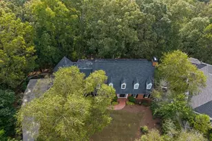 8705 River Bluff Ln, Roswell, GA 30076 - Photo 5