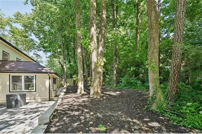 2423 Melinda Drive NE, Atlanta, GA 30345 - Photo 69