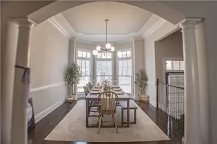 546 Sarabrook Pl, Sandy Springs, GA 30342 - Photo 7