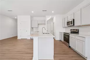 5475 Allegro Ln, Flowery Branch, GA 30542 - Photo 9