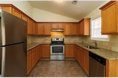 2413 Tolliver Hills Ln, Ellenwood, GA 30294 - Photo 11