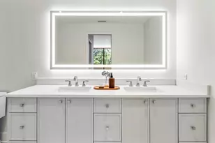 2575 Peachtree Rd NE, Atlanta, GA 30305 - Photo 15