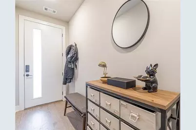 699 Vidalia Lane NW, Atlanta, GA 30318 - Photo 3