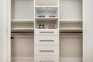 699 Vidalia Ln NW, Atlanta, GA 30318 - Photo 43