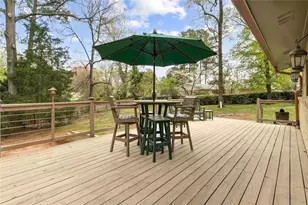 2744 Pinestream Dr NE, Marietta, GA 30068 - Photo 41