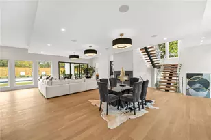 1260 Kingsley Cir NE, Atlanta, GA 30324 - Photo 9