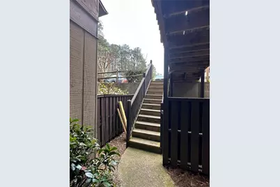 303 River Run Drive, Sandy Springs, GA 30350 - Photo 7