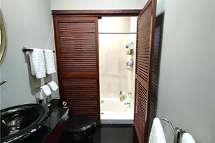 3334 Peachtree Rd NE, Atlanta, GA 30326 - Photo 7