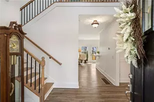 5234 Laurel Ln, Gainesville, GA 30506 - Photo 5