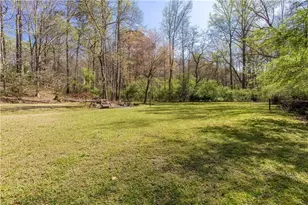 4490 Outpost Ct, Roswell, GA 30075 - Photo 31