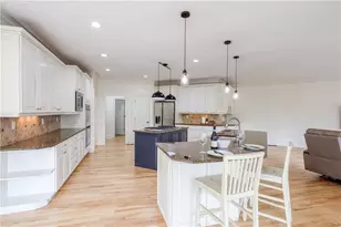 4490 Outpost Ct, Roswell, GA 30075 - Photo 11