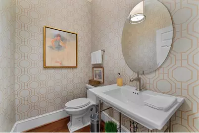 2204 Stephens Walk, Dunwoody, GA 30338 - Photo 17