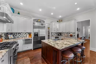 2204 Stephens Walk, Dunwoody, GA 30338 - Photo 13