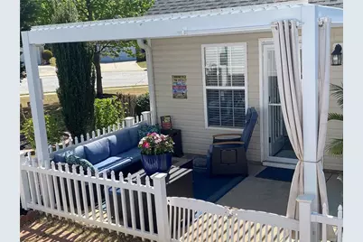 967 Village View Circle, Loganville, GA 30052 - Photo 15