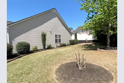 967 Village View Circle, Loganville, GA 30052 - Photo 3