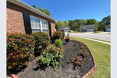 967 Village View Circle, Loganville, GA 30052 - Photo 23