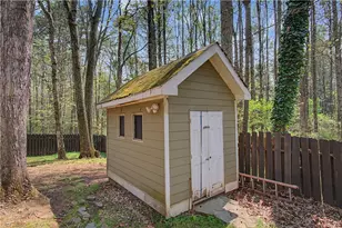 325 Camber Woods Ct, Roswell, GA 30076 - Photo 35