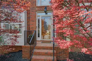 325 Camber Woods Ct, Roswell, GA 30076 - Photo 3