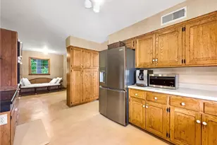 3006 Emerald Dr, Jonesboro, GA 30236 - Photo 17