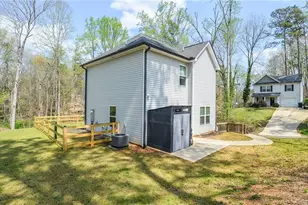 2710 Maple Ln, Cumming, GA 30041 - Photo 21