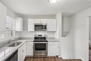 2491 Crestdale Cir SE, Atlanta, GA 30316 - Photo 3