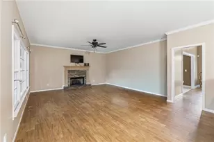 4355 Chatuge Dr, Buford, GA 30519 - Photo 9
