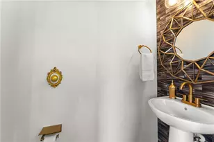 147 Michigan Cir, Hoschton, GA 30548 - Photo 9