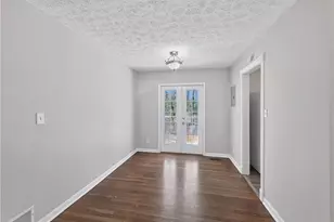 228 Stoneybrook Dr, Marietta, GA 30062 - Photo 7