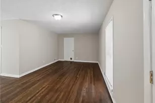 228 Stoneybrook Dr, Marietta, GA 30062 - Photo 5