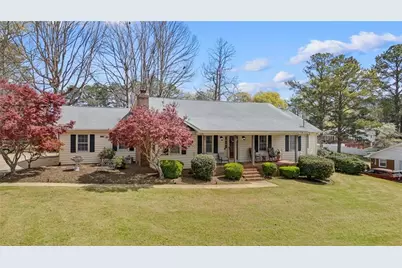 112 W Allison Circle, Carrollton, GA 30116 - Photo 3