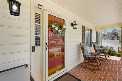 112 W Allison Circle, Carrollton, GA 30116 - Photo 9