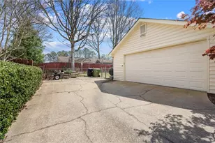 112 W Allison Circle, Carrollton, GA 30116 - Photo 33