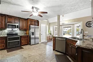 1140 Sunrise Field Ct, Lawrenceville, GA 30043 - Photo 9