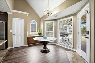 1140 Sunrise Field Ct, Lawrenceville, GA 30043 - Photo 11