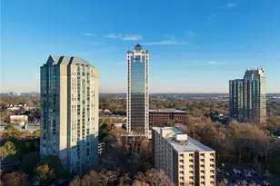 2870 Pharr Ct South NW, Atlanta, GA 30305 - Photo 3