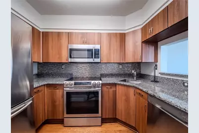 2870 Pharr Court South NW #2809, Atlanta, GA 30305 - Photo 9