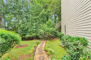 4005 Spring Cove Dr, Duluth, GA 30097 - Photo 3